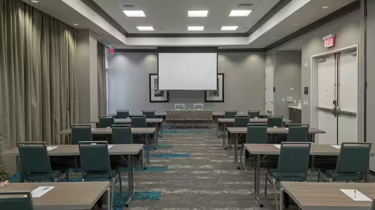 Meeting Room at Hampton Inn & Suites — Biltmore Area